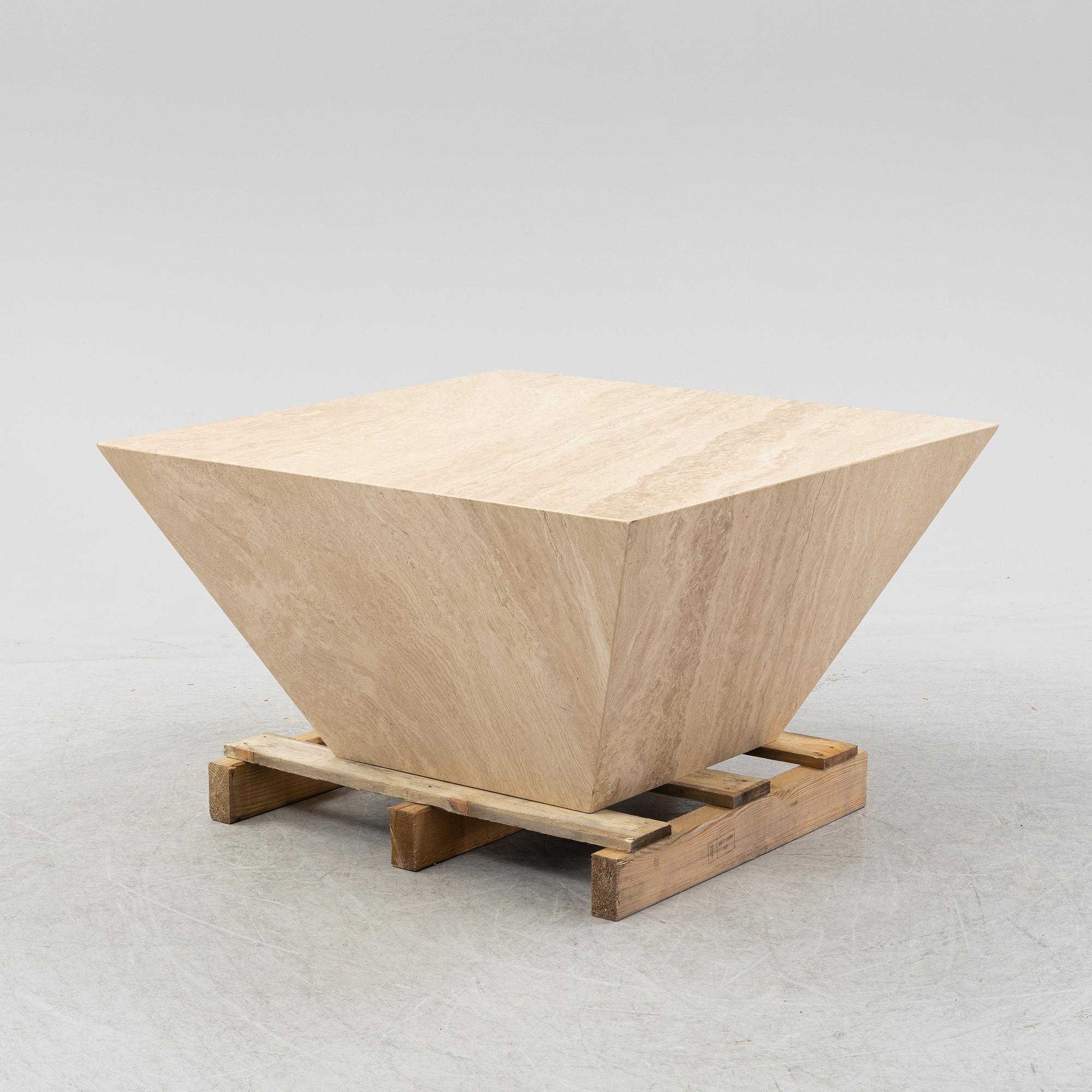 A coffee table, late 20th century.