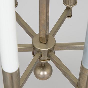 Paavo Tynell, A 1930s made to order chandelier for Taito.