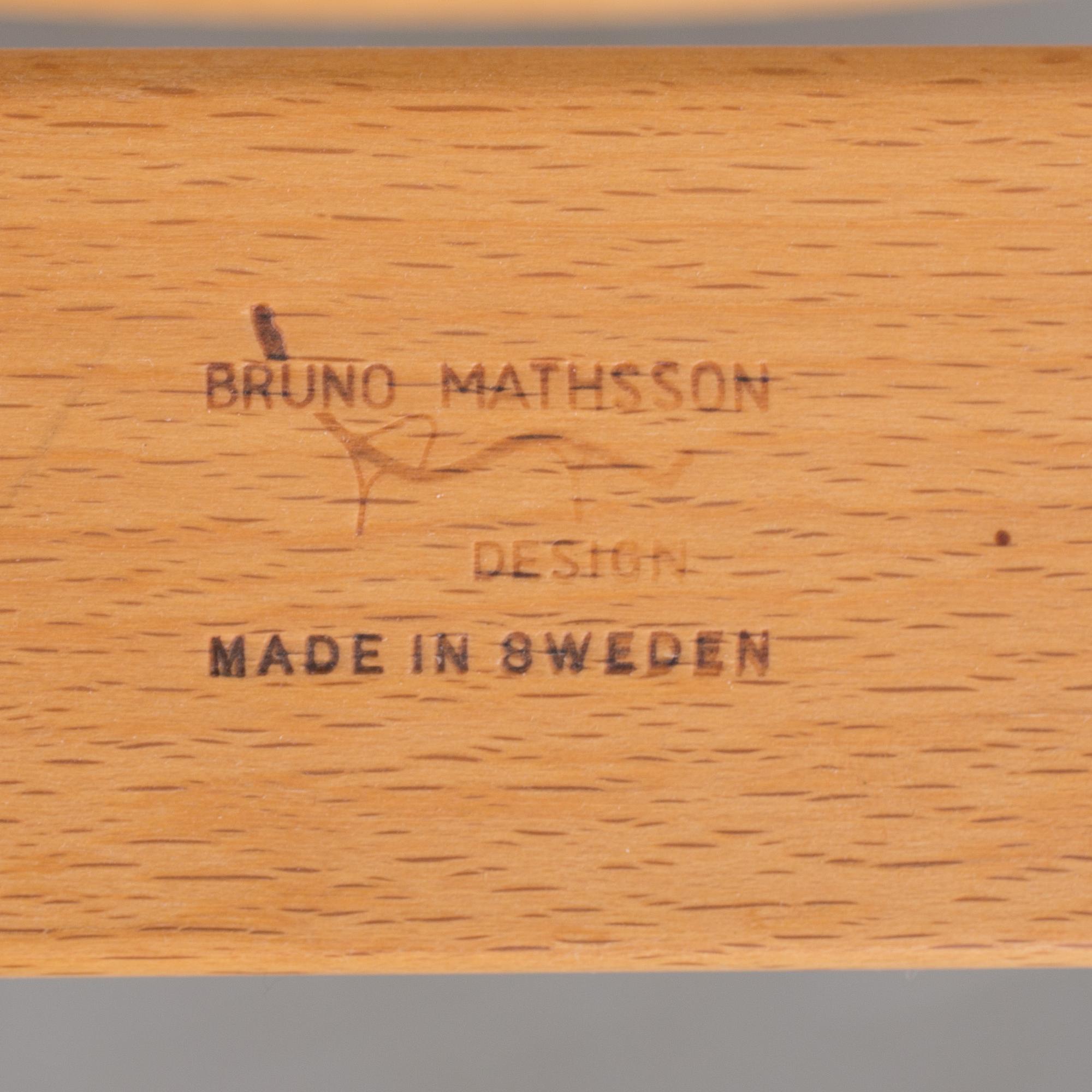 VILFÅTÖLJ, "Pernilla 3", Bruno Mathsson, brännmärkt.