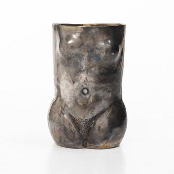 A sterling silver cup, G.E. Florman, Stockholm, 1997.