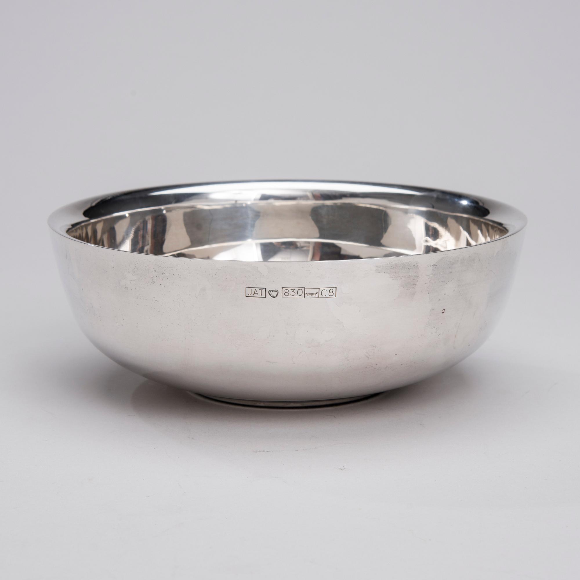 SKÅL, silver, J.A Tarkiainen, Helsingfors 1980. Tot. vikt ca 574 g.