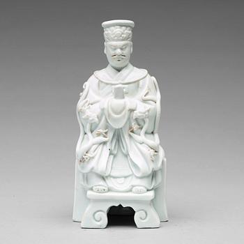 598. A blanc de chine figure of a daoist dignitary, Qing dynasty.