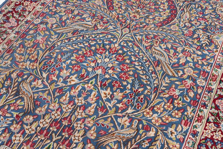 Carpet, Kirman, approx. 300 x 195 cm.