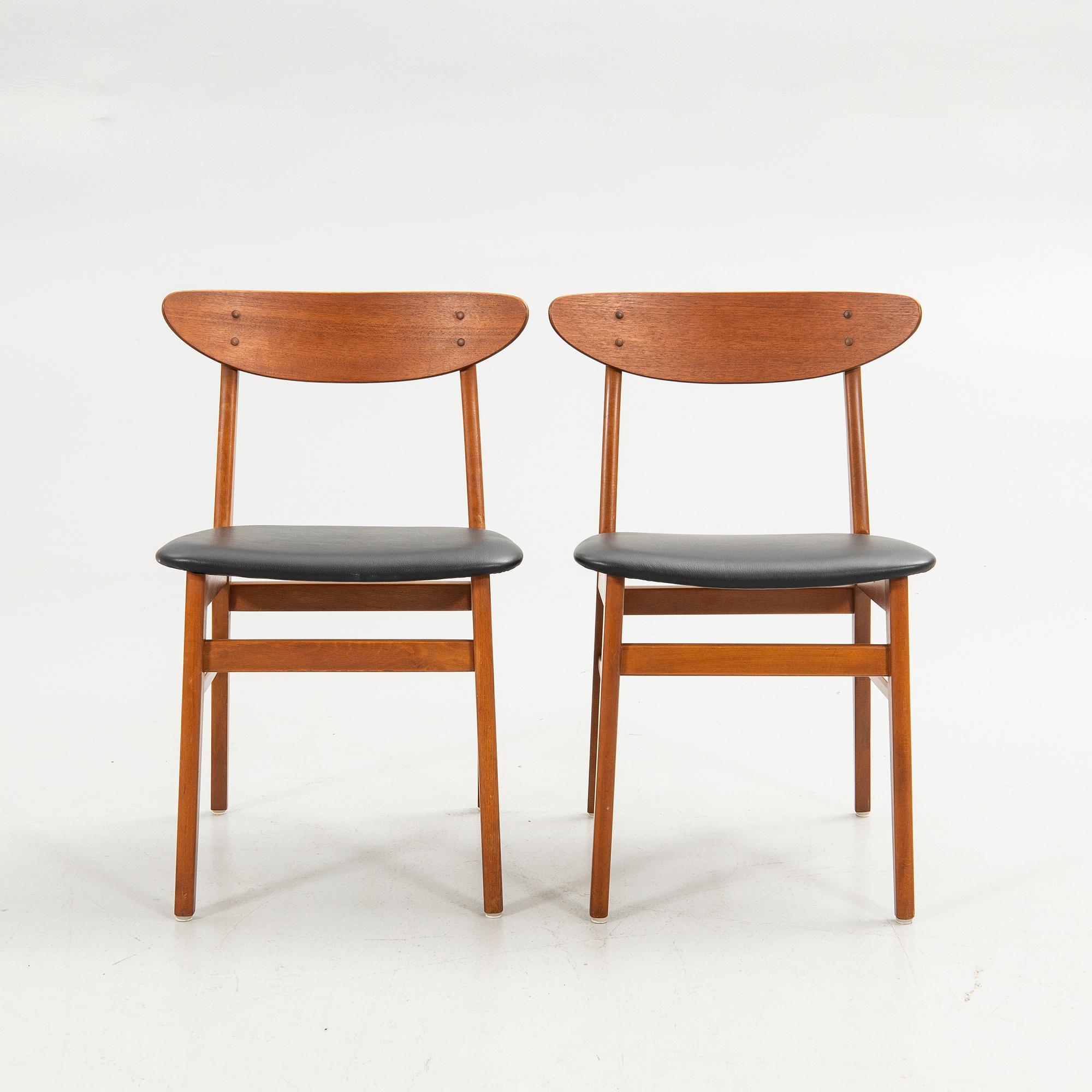 Thomas Harlev, stolar, ett par, modell 210, Farstrup, Danmark, 1960-tal.
