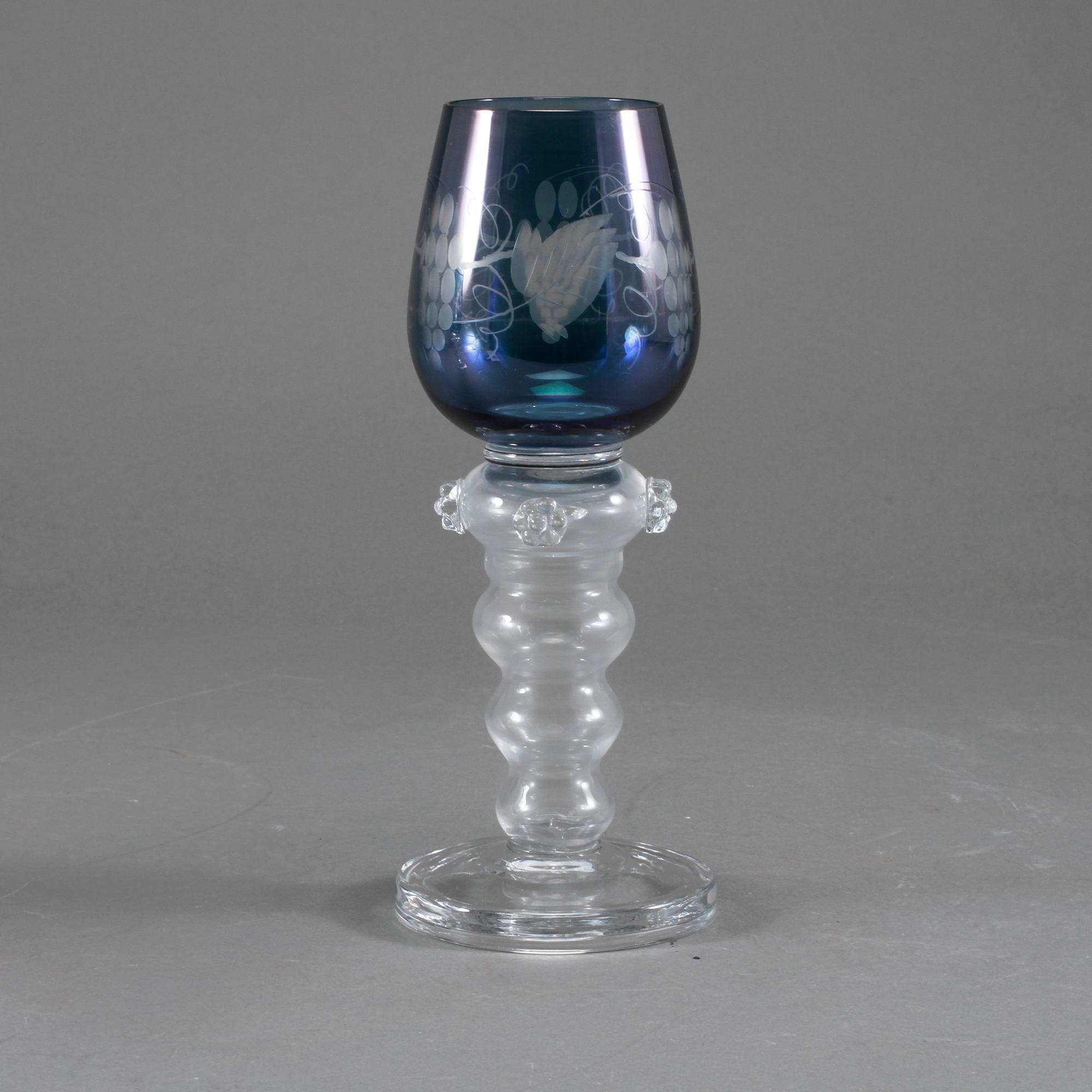 REMMARE, 12 st, glas, 1900-talets andra hälft.