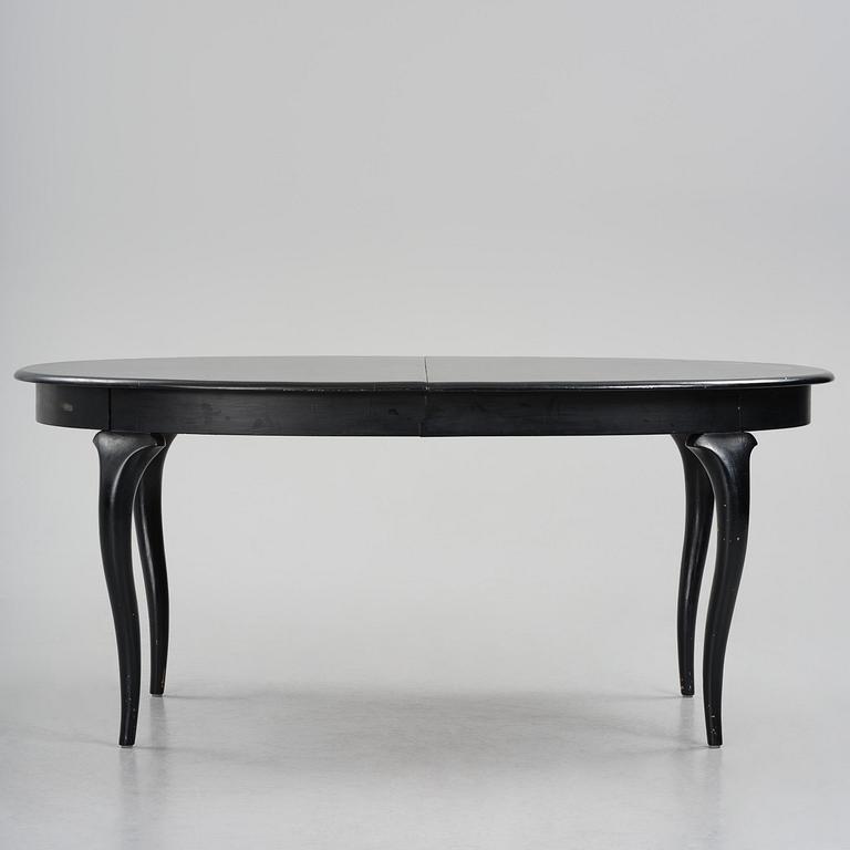 Uno Åhrén, a Swedish Grace dining table, 1920s.