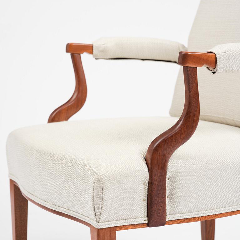 Josef Frank, an armchair model 969, Firma Svenskt Tenn.