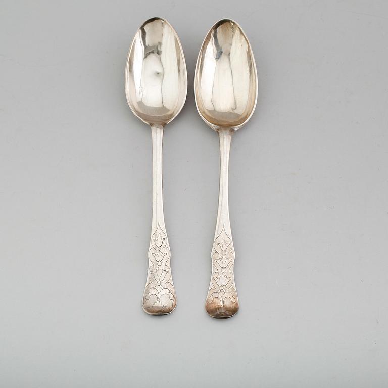 MATSKEDAR, 1 par, silver, Samuel Lyberg, Borås 1781. Vikt ca 103 gram.