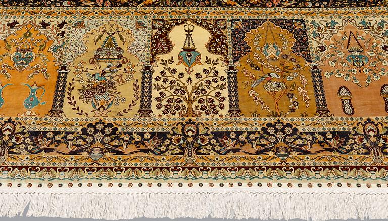 Rug, figural Oriental, silk, approx. 182 x 89 cm.