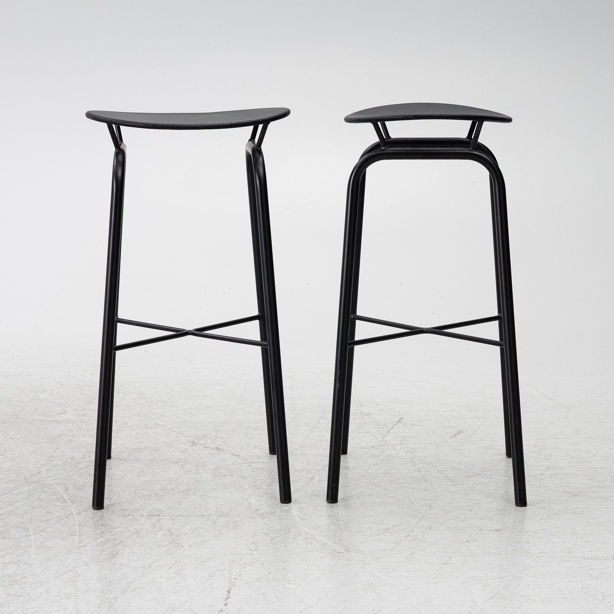 Mathieu Matégot, barstolar, "Nagasaki", 4 st, Gubi.