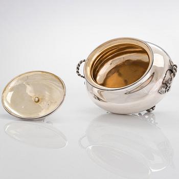 A lidded silver serving bowl, Möllenborg, Stockholm 1867.