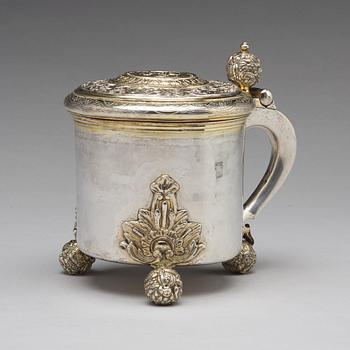 A Swedish 18th century parcel-gilt silver tankard, mark of Nils Dahl, Linkoping (1739-1786).