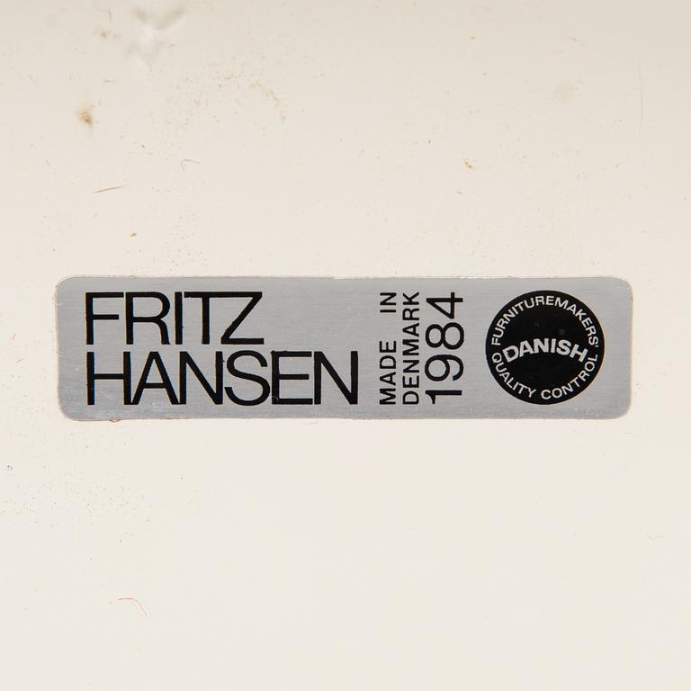 Arne Jacobsen,  stolar 6 st, "Sjuan", Fritz Hansen, Danmark 1984-1989.