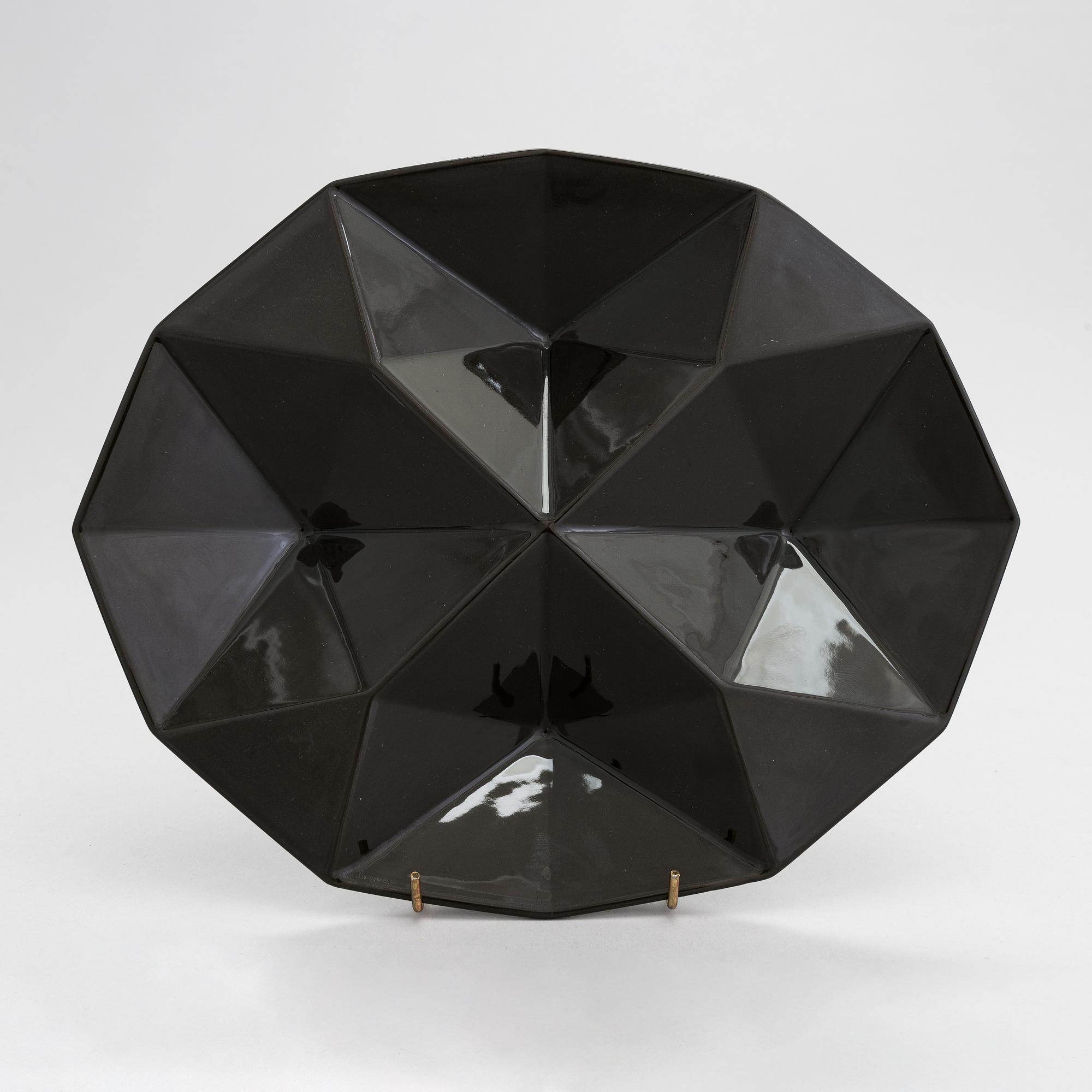 Kaj Franck, a 1960's 'KF-2' dish for Arabia.