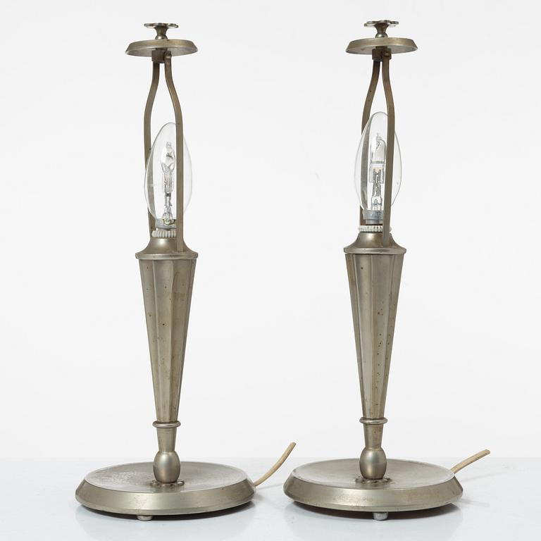 Harald Notini, Table lamps, a pair, model 6898, Böhlmarks lamp factory, Stockholm 1920s-30s.