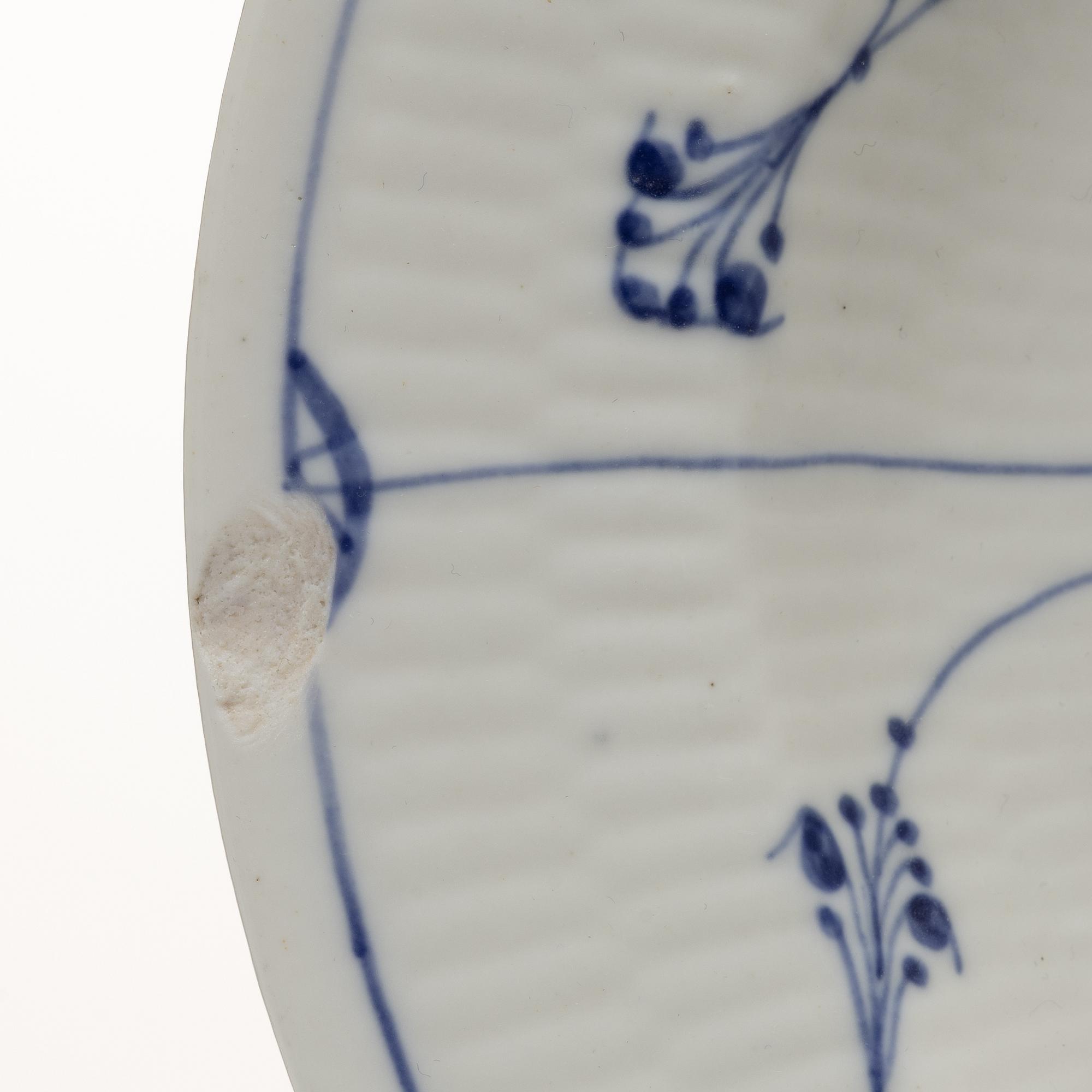 Royal Copenhagen, Thirteen service pieces, 'Musselmalet Riflet', Denmark, 19th–20th century.