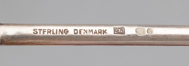 PARTI SILVER, 11 delar, silver, mest Georg Jensen, bla "Pyramid", mest 1930-tal. Tot ca 252 gram.