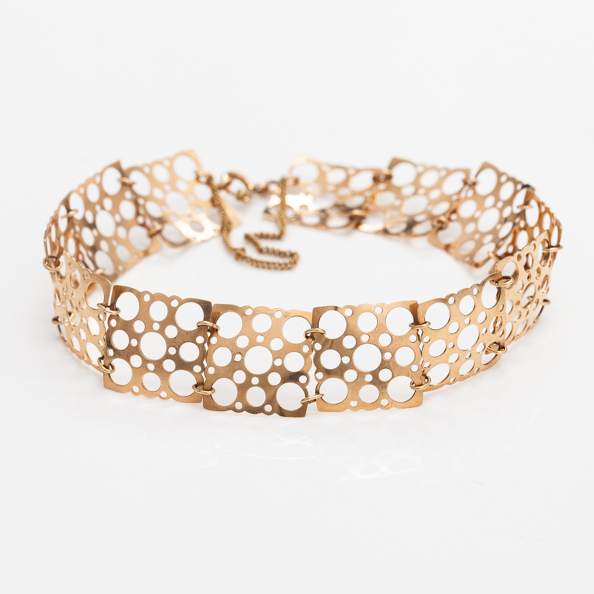 Liisa Vitali, A 14K gold bracelet "Pitsi". Westerback, Helsinki 1972.
