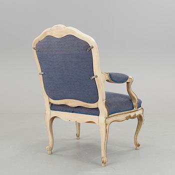 KARMSTOL, sekelskiftet 1900. Rokokostil.