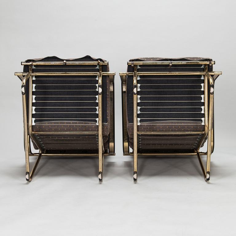 Yrjö Kukkapuro,  A pair of 1980s 'Remmi' armchairs for Avarte, Finland.