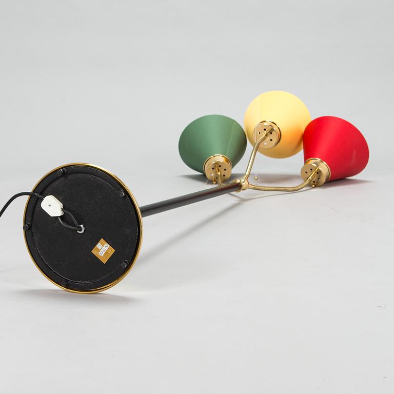 Josef Frank, lattiavalaisin, "San Fransisco" malli 2431, Firma Svenskt Tenn, Ruotsi.