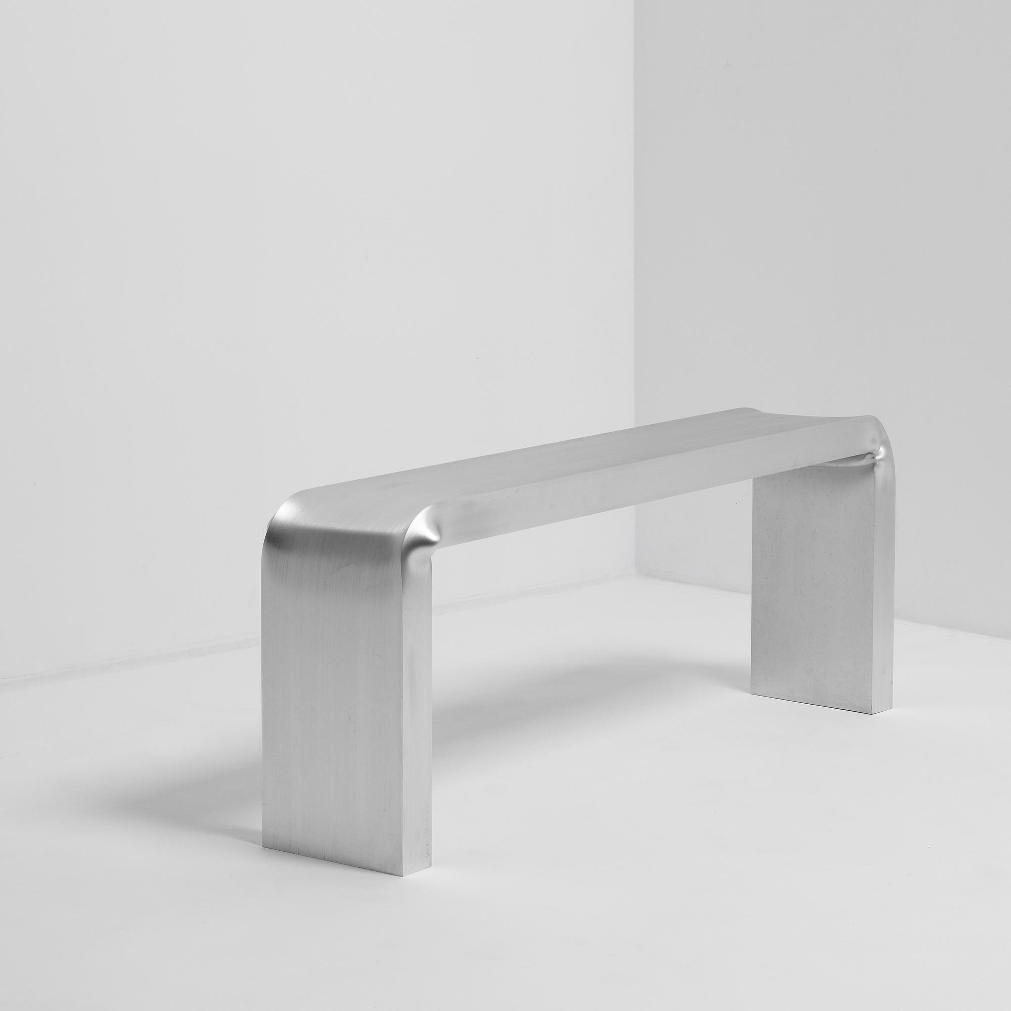 David Taylor, a unique bench, "Bent Bench", Studio Mellösaverken, Sweden, 2020.