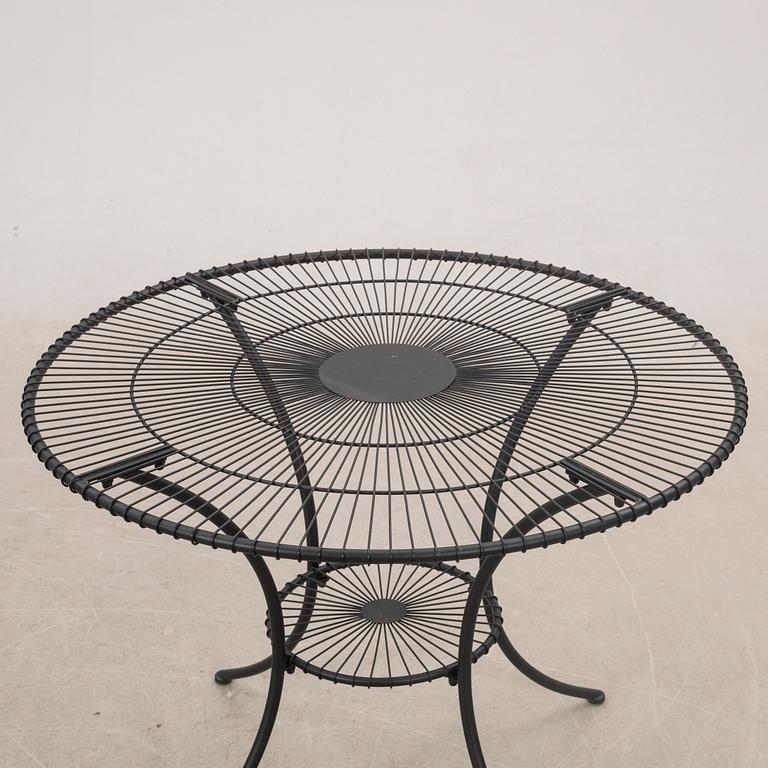 Garden group, 3 pieces.