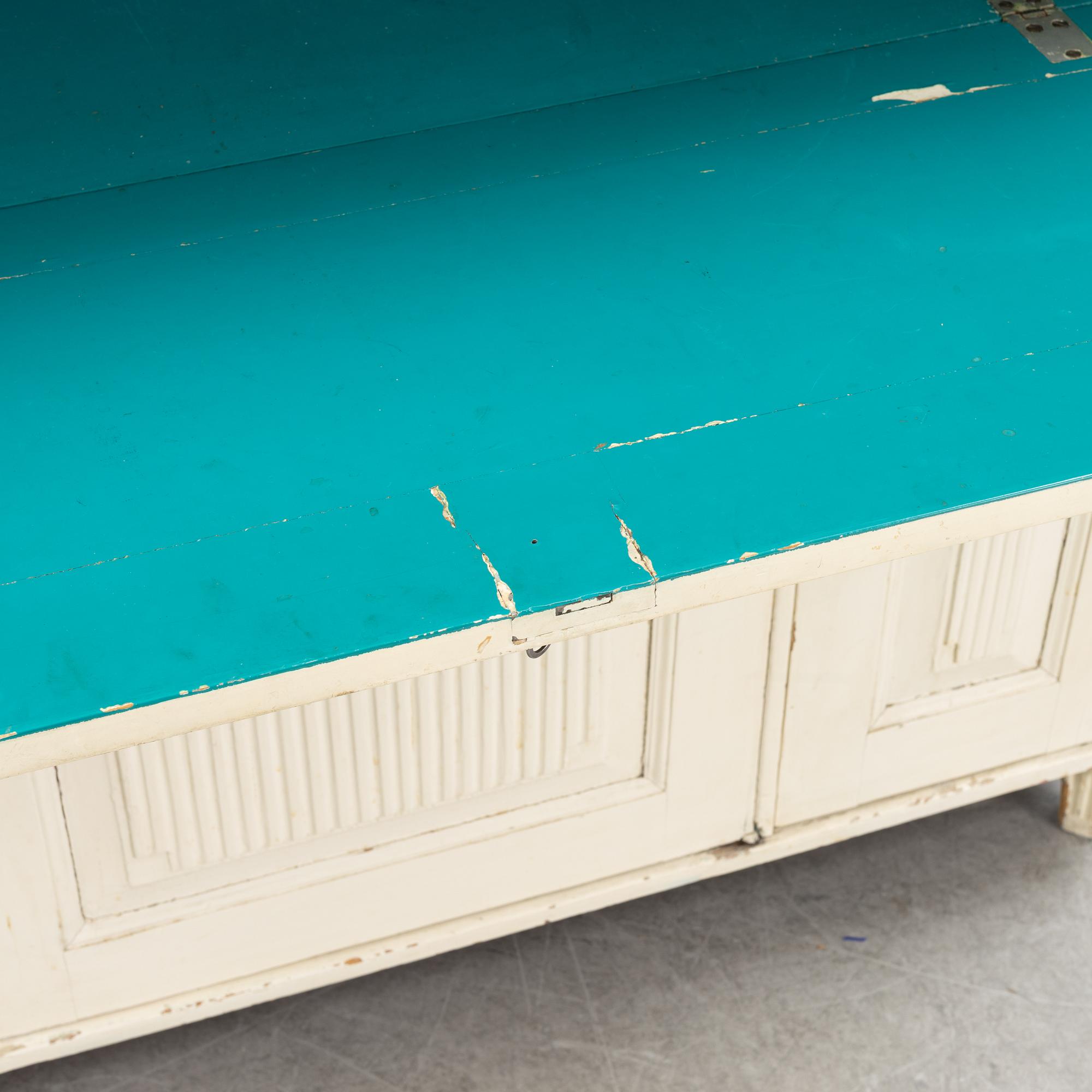 Skänk, gustaviansk, 1700-talets slut.