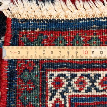 Carpet, Josaghan antique, approx. 330 x 217 cm.