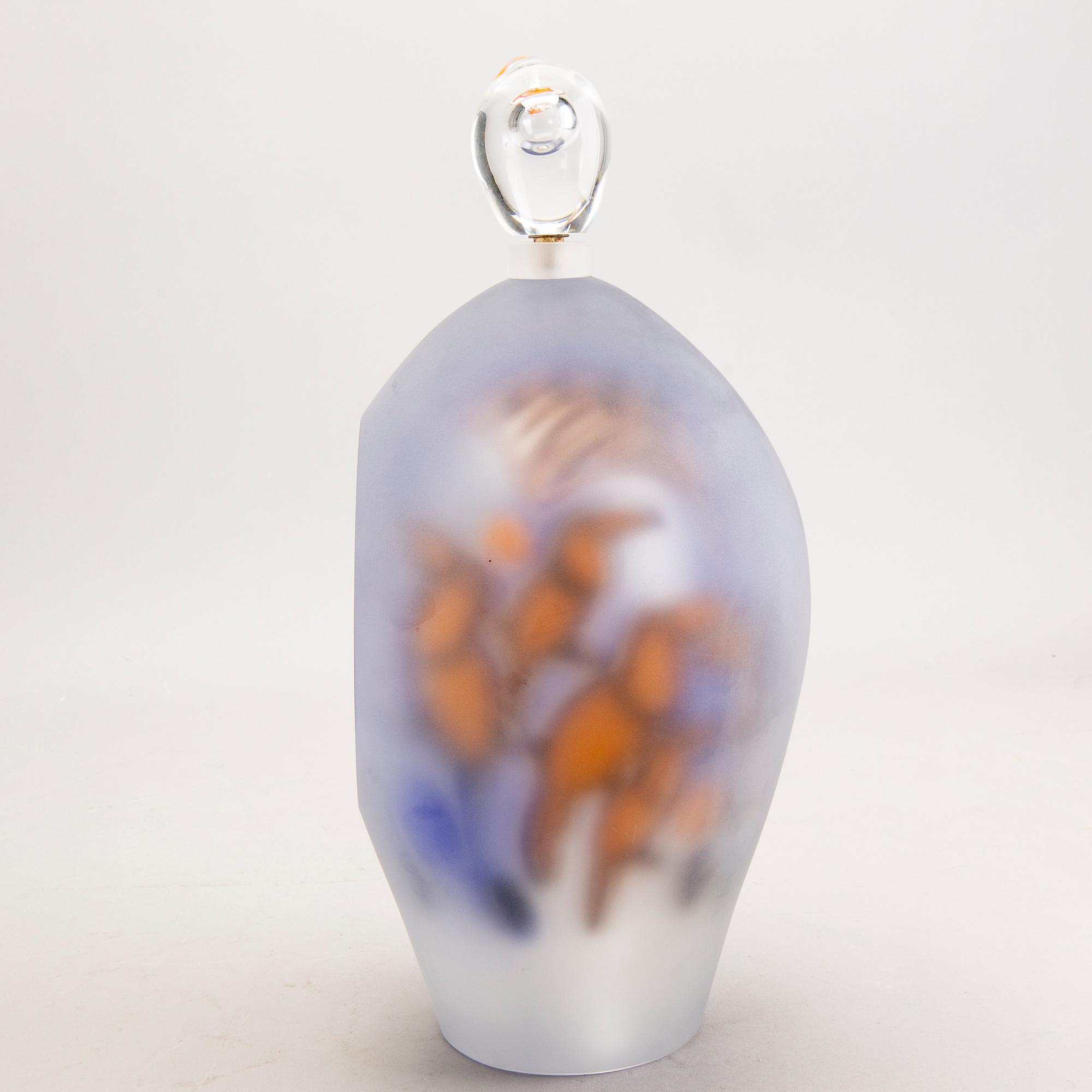 Hanne Dreutler, Arthur Zirnsack, "Drop", glass, grail Studio Åhus, signed, numbered and dated.