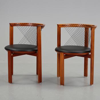 STOLAR, ett par, "String Chair", Niels Jörgen Haugesen, Danmark, 1900-talets andra hälft.