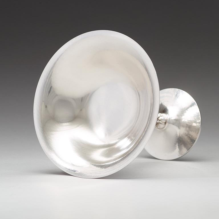 Georg Jensen, A Georg Jensen sterling bowl, design nr 263B, Copenhagen 1945-77.