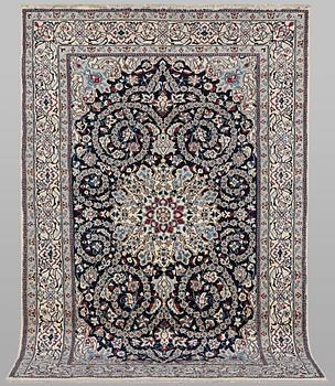 A carpet, Nain, part silk, 9 Laa, ca 295 x 197 cm.