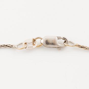 Pendant with chain, 18K white gold set with brilliant-cut diamonds.