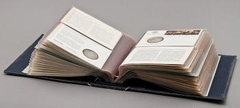 MINNESMYNT, 36 st, sterlingsilver, 1900-talets andra hälft. Vikt ca 700 g.