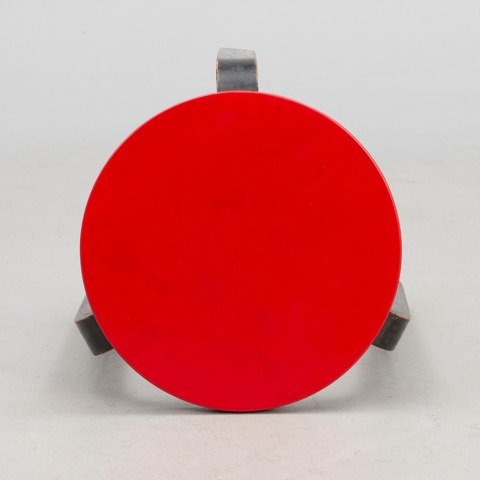 A late 1930s "60" stool for O.Y. Huonekalu-ja Rakennustyötehdas A.B. Finland.