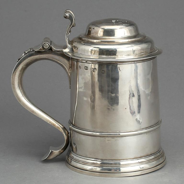 STOP, silver, Georgiansk, Wm. Darkeratt, London, Storbritannien, 1727. Tot ca 759 g.
