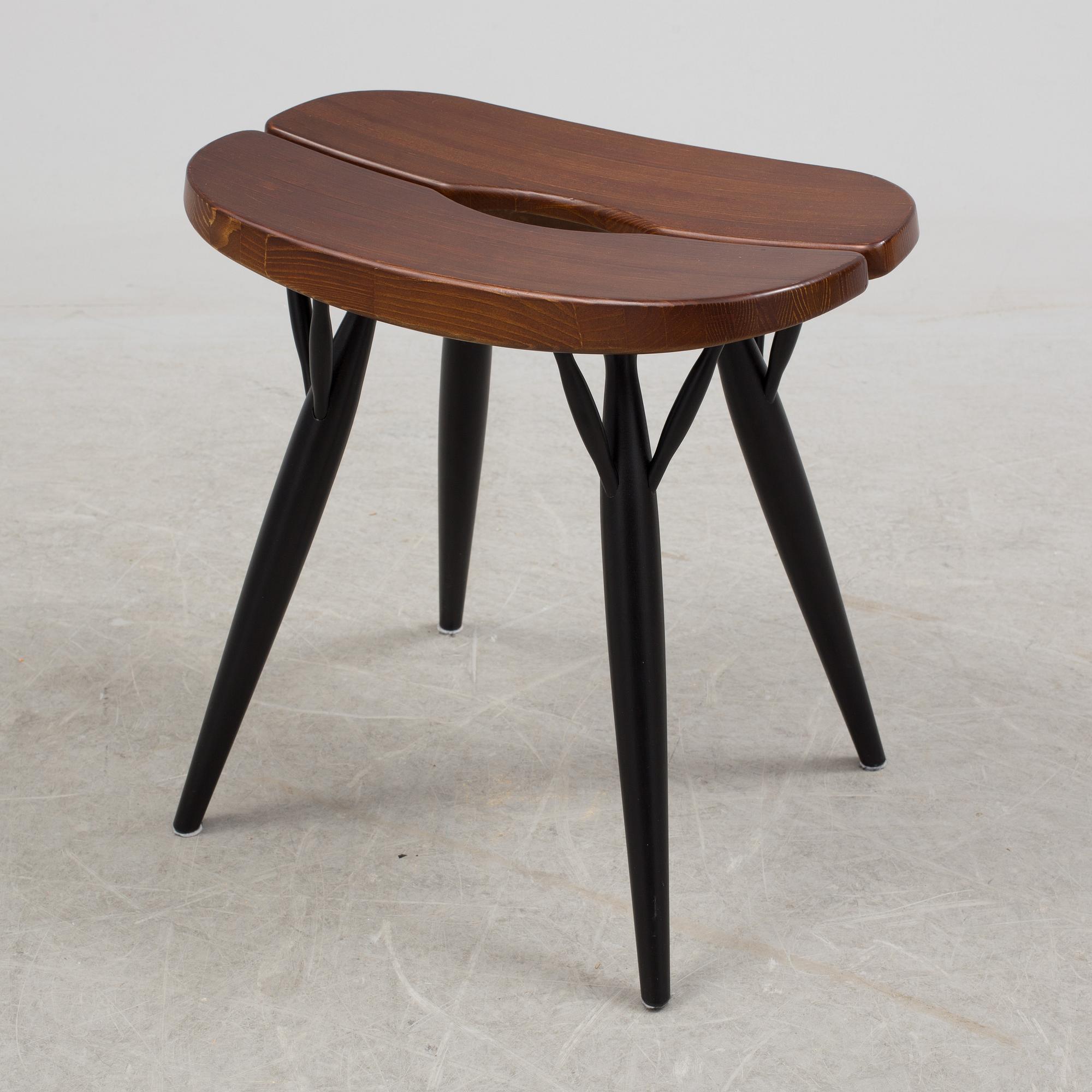 ILMARI TAPIOVAARA, möbelgrupp 4 delar, "Pirkka", Artek, Finland, 2000-tal.