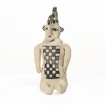 Ulrica Hydman-Vallien, Skulptur, lergods, egen ateljé.