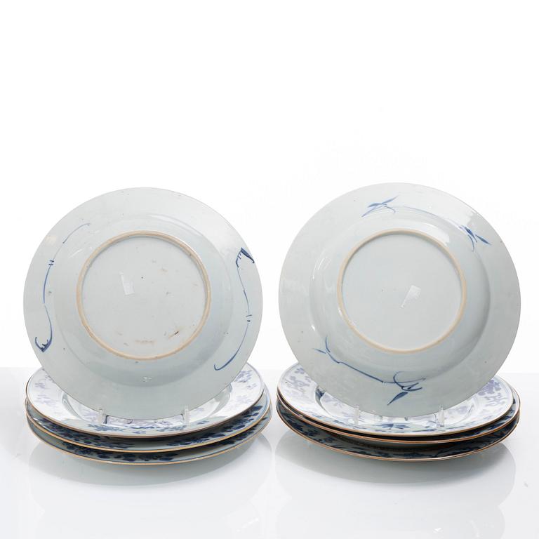 Tallrikar, 10 stycken, porslin. Qingdynastin, 1700--tal.