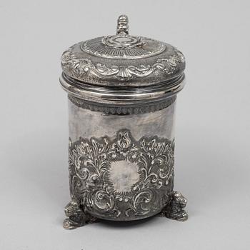 Dryckeskanna, barockstil, silver, svensk importstämpel, 1900-talets första hälft.