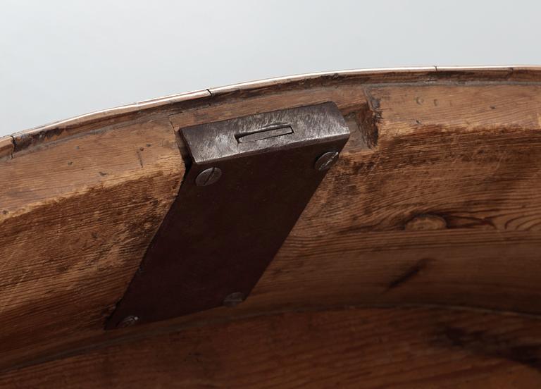 BYRÅ, rokoko, 1700-tal.