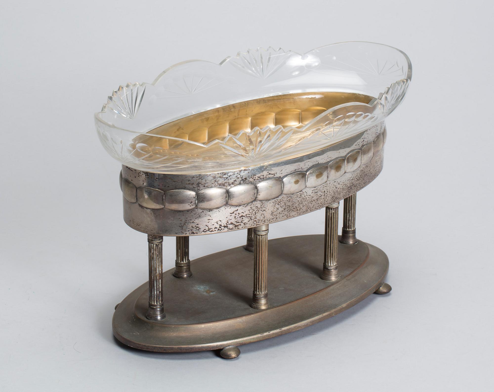 JARDINIERE, nysilver. C G Hallberg, Stockholm, 1920-tal.