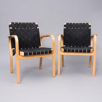 KARMSTOLAR, ETT PAR, modell 45, Alvar Aalto, Artek. Modellen formgiven 1947.