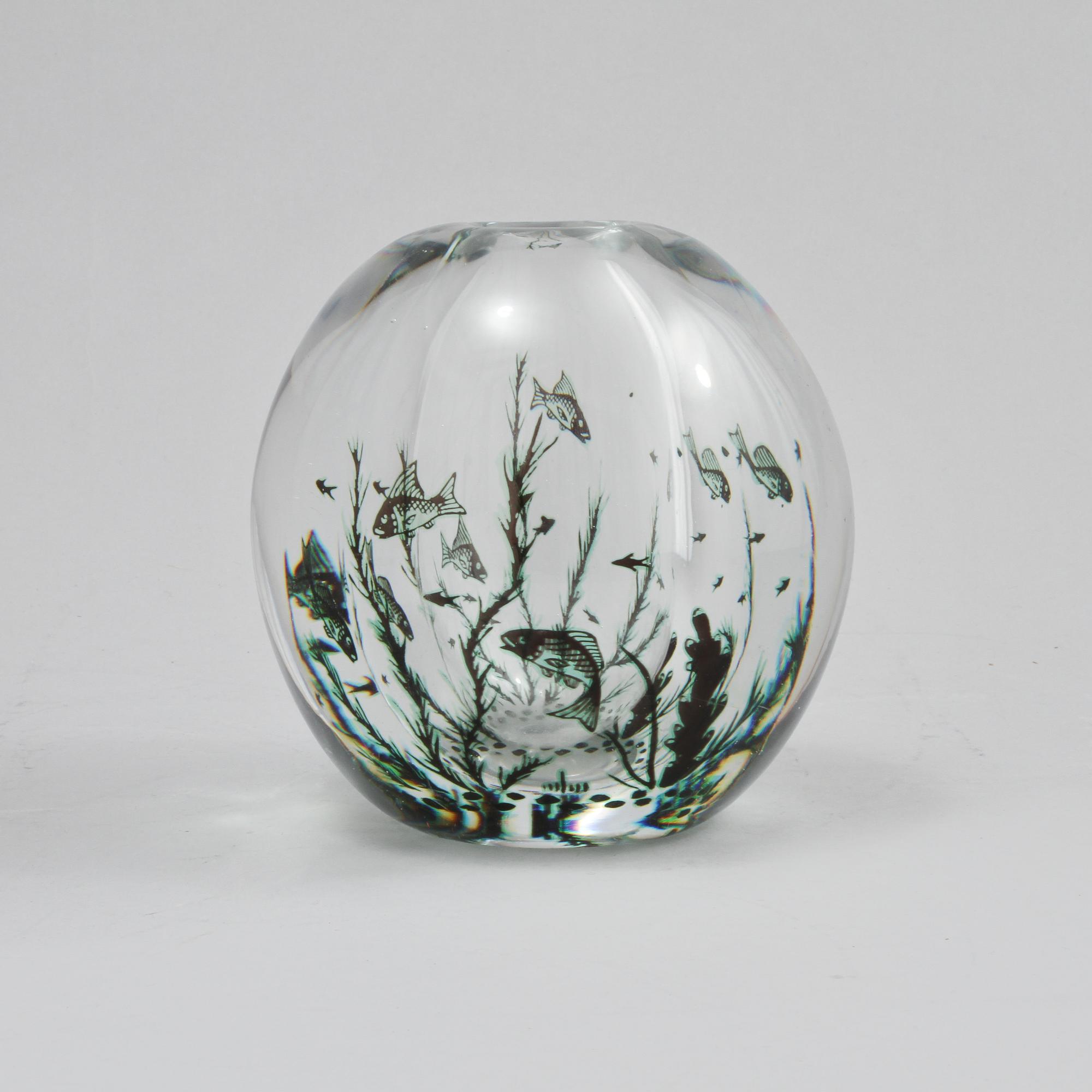 VAS, glas, "Fiskgraal", Edward Hald, Orrefors, signerad.