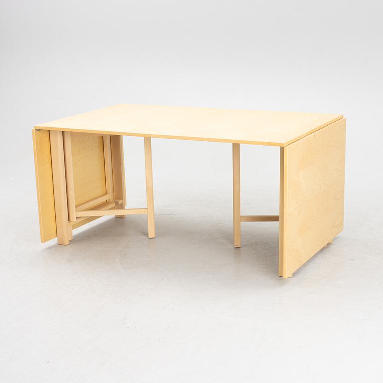 Bruno Mathsson, a "Maria Flap", dining table, MAthsson International, Värnamo, Sweden, 2017.