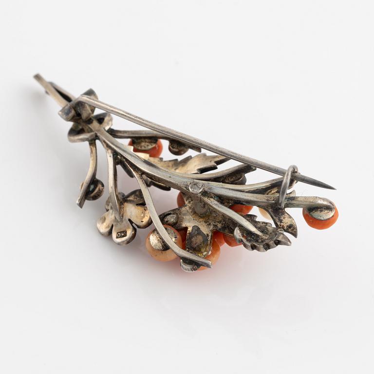Silver and coral earrings and brooch.