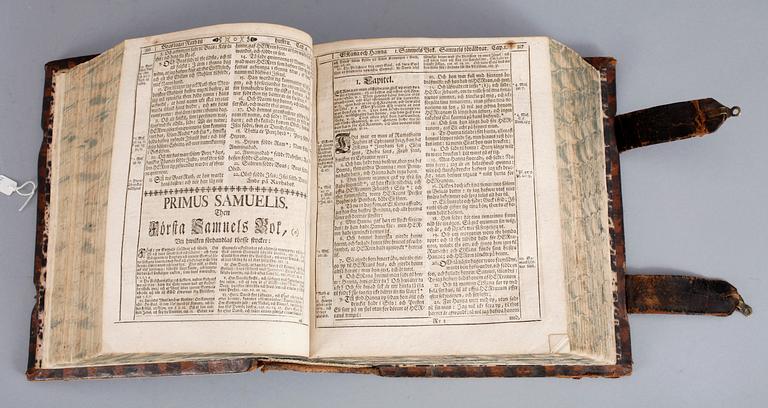 BIBEL, thet är, all then Helga Skrifft, på swensko efter konung Friederich then förstas befalning, Norköping 1728.