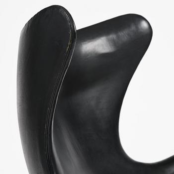 Arne Jacobsen, an "Egg" armchair, Fritz Hansen, Denmark, 1964.