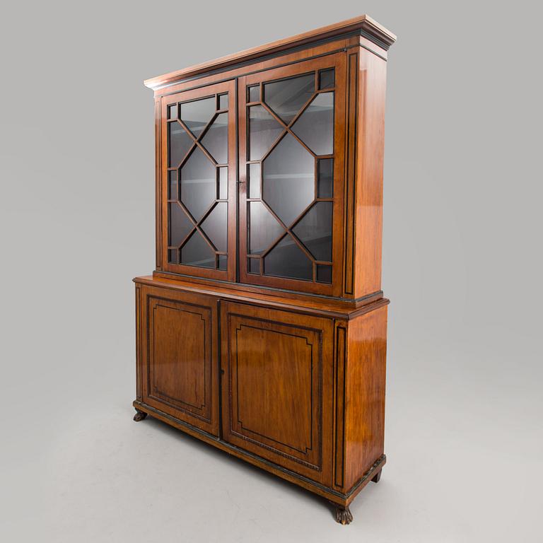 A Russian display cabinet from the first half of the 19th century.